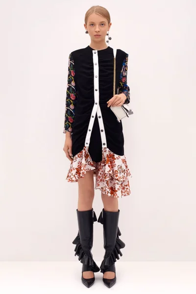 Look 17